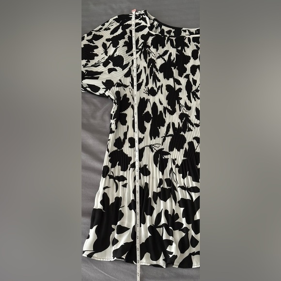 🌟Like New🌟 INC International Concepts: Women’s Long Sleeve Blouse- Size 1X - Picture 8 of 8